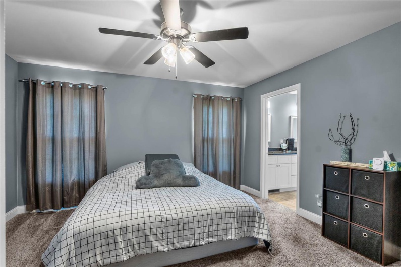 198 Galbaldon Court, Jackson, Missouri 63755, 4 Bedrooms Bedrooms, 5 Rooms Rooms,3 BathroomsBathrooms,Residential,For Sale,Galbaldon,MAR25027019