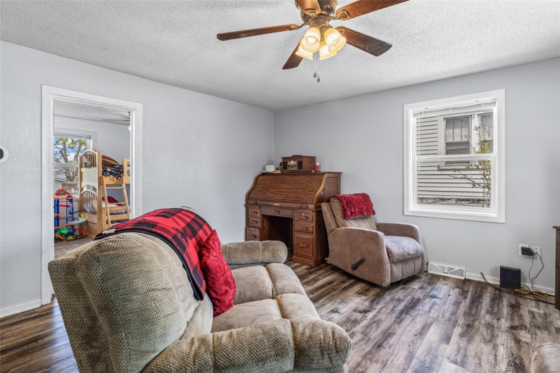 607 Grant Street, Desloge, Missouri 63601, 2 Bedrooms Bedrooms, 5 Rooms Rooms,1 BathroomBathrooms,Residential,For Sale,Grant,MAR25027397