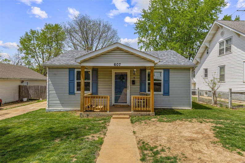 607 Grant Street, Desloge, Missouri 63601, 2 Bedrooms Bedrooms, 5 Rooms Rooms,1 BathroomBathrooms,Residential,For Sale,Grant,MAR25027397