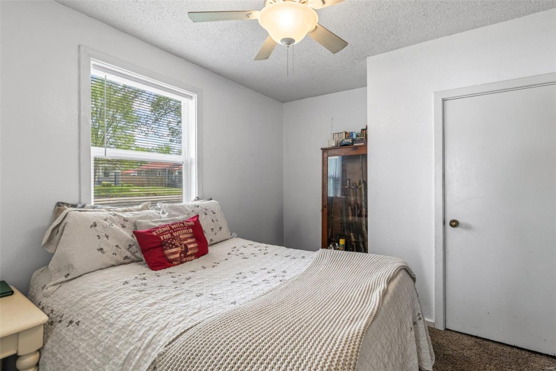 607 Grant Street, Desloge, Missouri 63601, 2 Bedrooms Bedrooms, 5 Rooms Rooms,1 BathroomBathrooms,Residential,For Sale,Grant,MAR25027397