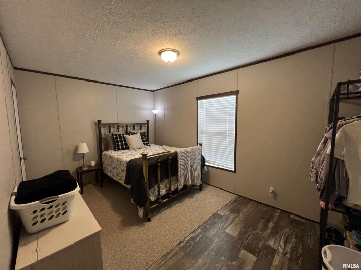 145 CHEROKEE Drive, Goreville, Illinois 62939, 3 Bedrooms Bedrooms, 0 ,2 BathroomsBathrooms,Residential,For Sale,CHEROKEE,0,RMAEB457539