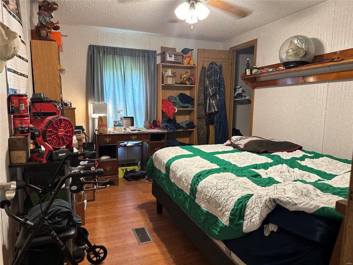 211 Lucas Street, Pilot Knob, Missouri 63663, 3 Bedrooms Bedrooms, 9 Rooms Rooms,2 BathroomsBathrooms,Residential,For Sale,Lucas,MAR25027882