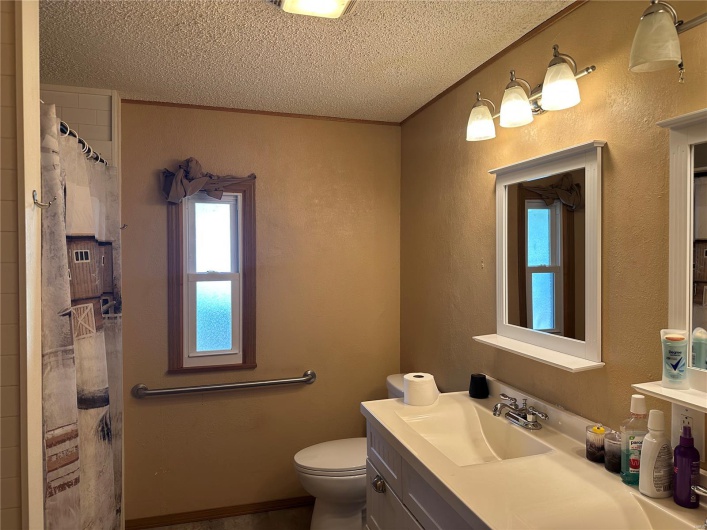 211 Lucas Street, Pilot Knob, Missouri 63663, 3 Bedrooms Bedrooms, 9 Rooms Rooms,2 BathroomsBathrooms,Residential,For Sale,Lucas,MAR25027882