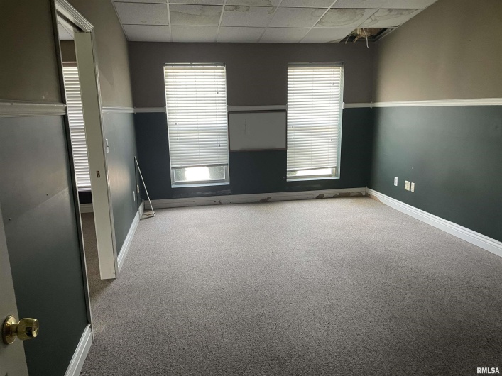 1808 CLARK Street, Carterville, Illinois 62918, 0 , 0 ,0,Commercial Sale,For Sale,CLARK,0,RMAEB454212