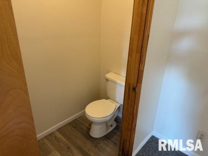 312 HESTER Street, Carbondale, Illinois 62901, 0 , 0 ,0,Residential Income,For Sale,HESTER,0,RMAEB457745