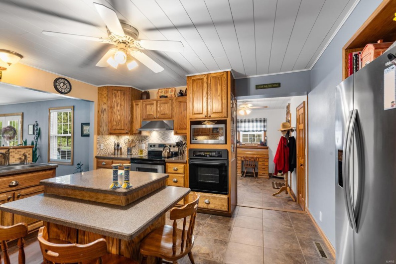 16785 County Road 624, Dexter, Missouri 63841, 4 Bedrooms Bedrooms, 15 Rooms Rooms,3 BathroomsBathrooms,Residential,For Sale,County Road 624,MAR25028498
