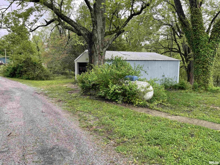 355 CHESTNUT Street, Alto Pass, Illinois 62905, 3 Bedrooms Bedrooms, 0 ,2 BathroomsBathrooms,Residential,For Sale,CHESTNUT,0,RMAEB457754