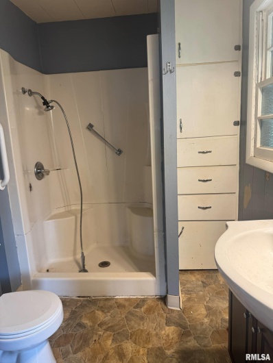 604 23RD Street, Herrin, Illinois 62948, 2 Bedrooms Bedrooms, 0 ,1 BathroomBathrooms,Residential,For Sale,23RD,0,RMAEB457759