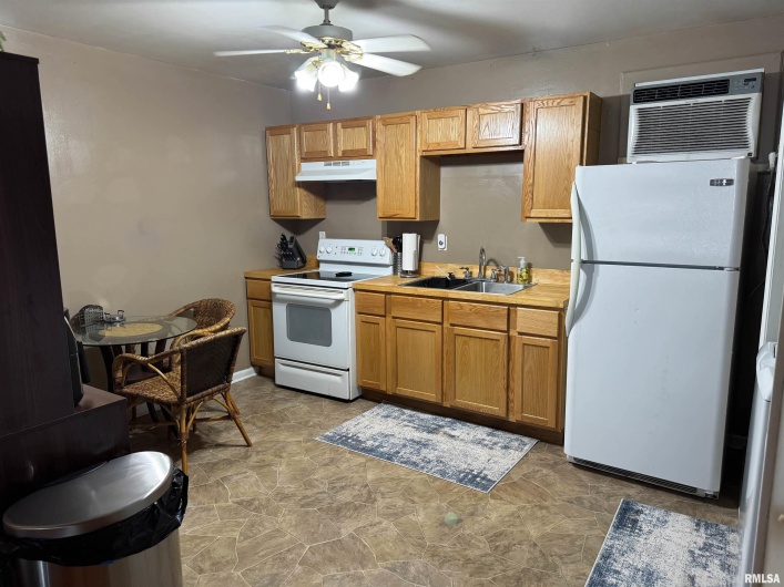 101 SPRING Street, Anna, Illinois 62906, 0 , 0 ,0,Residential Income,For Sale,SPRING,0,RMAEB457753