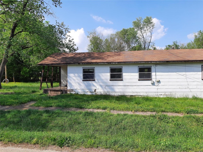424 Poplar St., Piedmont, Missouri 63957, ,Commercial Sale,For Sale,Poplar St.,MAR24023538