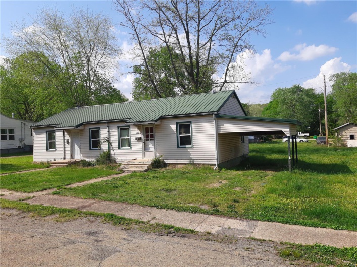 424 Poplar St., Piedmont, Missouri 63957, ,Commercial Sale,For Sale,Poplar St.,MAR24023538
