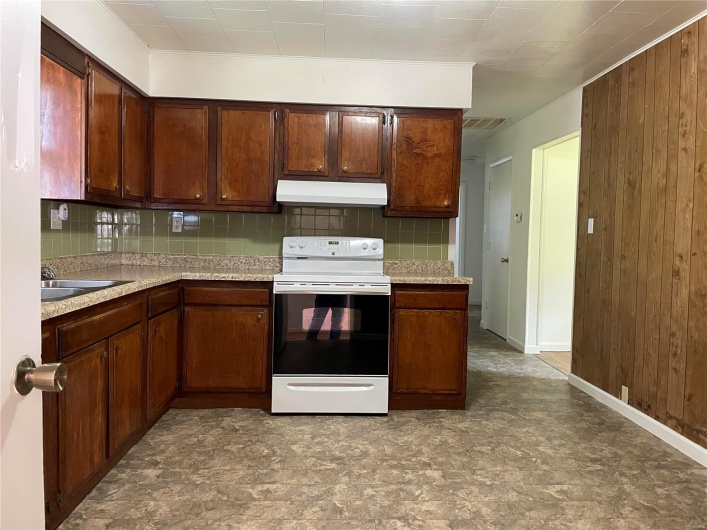 508 Big Ben Blvd, Piedmont, Missouri 63957, 3 Bedrooms Bedrooms, 7 Rooms Rooms,1 BathroomBathrooms,Residential,For Sale,Big Ben Blvd,MAR24054680