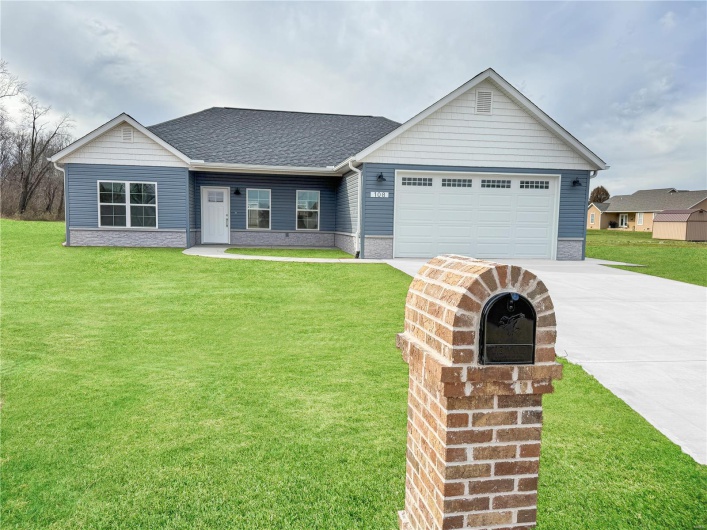 108 Wade Drive, Scott City, Missouri 63780, 3 Bedrooms Bedrooms, 6 Rooms Rooms,2 BathroomsBathrooms,Residential,For Sale,Wade,MAR25028587
