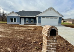 108 Wade Drive, Scott City, Missouri 63780, 3 Bedrooms Bedrooms, 6 Rooms Rooms,2 BathroomsBathrooms,Residential,For Sale,Wade,MAR25028587