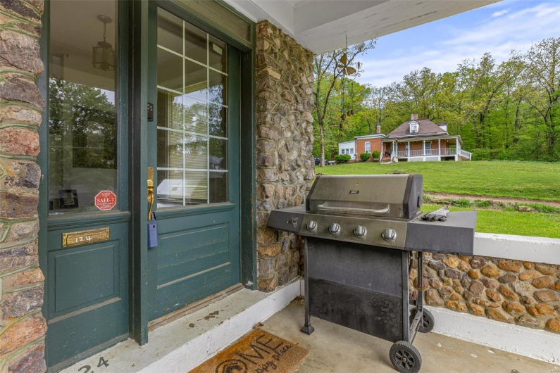 124 Iron Street, Ironton, Missouri 63650, 3 Bedrooms Bedrooms, 9 Rooms Rooms,2 BathroomsBathrooms,Residential,For Sale,Iron,MAR25028369