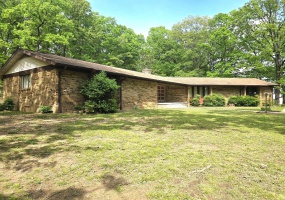 16043 County Road 624, Dexter, Missouri 63841, 3 Bedrooms Bedrooms, 5 Rooms Rooms,2 BathroomsBathrooms,Residential,For Sale,County Road 624,MAR25028360