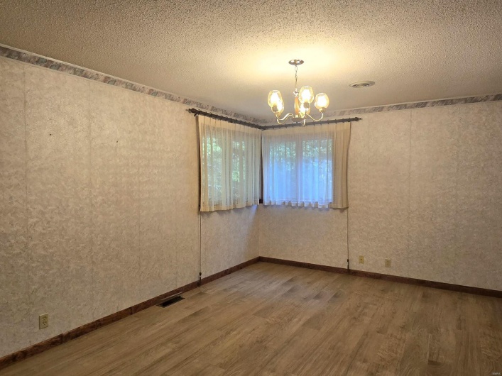 16043 County Road 624, Dexter, Missouri 63841, 3 Bedrooms Bedrooms, 5 Rooms Rooms,2 BathroomsBathrooms,Residential,For Sale,County Road 624,MAR25028360