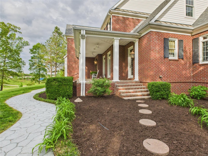 262 Woodland Hill Road, Poplar Bluff, Missouri 63901, 7 Bedrooms Bedrooms, 18 Rooms Rooms,5 BathroomsBathrooms,Residential,For Sale,Woodland Hill,MAR25028697