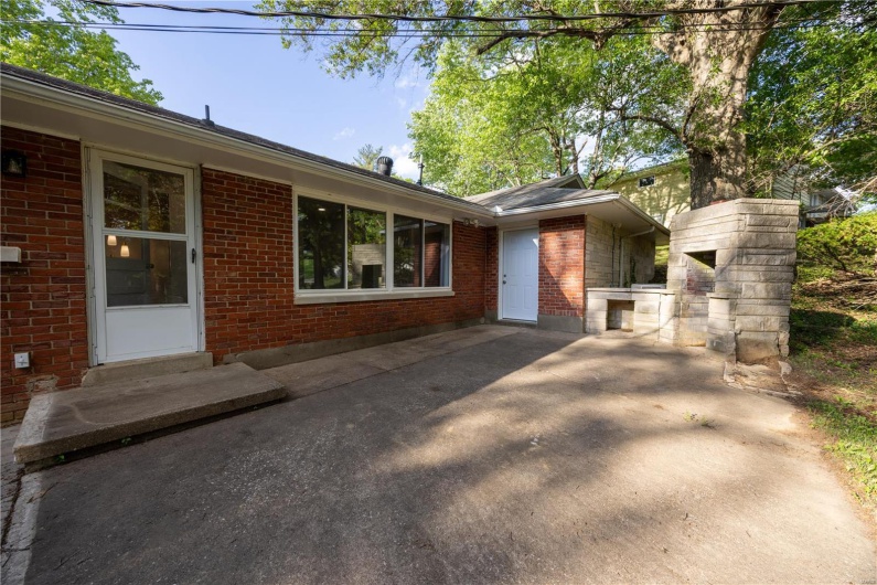 1626 Scivally Drive, Cape Girardeau, Missouri 63701, 3 Bedrooms Bedrooms, 6 Rooms Rooms,3 BathroomsBathrooms,Residential,For Sale,Scivally,MAR25027511
