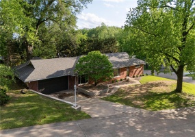 1626 Scivally Drive, Cape Girardeau, Missouri 63701, 3 Bedrooms Bedrooms, 6 Rooms Rooms,3 BathroomsBathrooms,Residential,For Sale,Scivally,MAR25027511