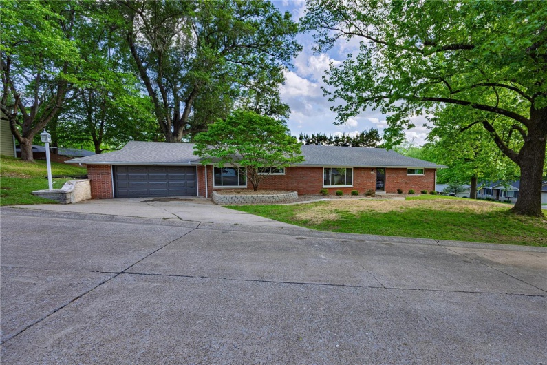 1626 Scivally Drive, Cape Girardeau, Missouri 63701, 3 Bedrooms Bedrooms, 6 Rooms Rooms,3 BathroomsBathrooms,Residential,For Sale,Scivally,MAR25027511