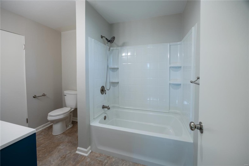 1626 Scivally Drive, Cape Girardeau, Missouri 63701, 3 Bedrooms Bedrooms, 6 Rooms Rooms,3 BathroomsBathrooms,Residential,For Sale,Scivally,MAR25027511