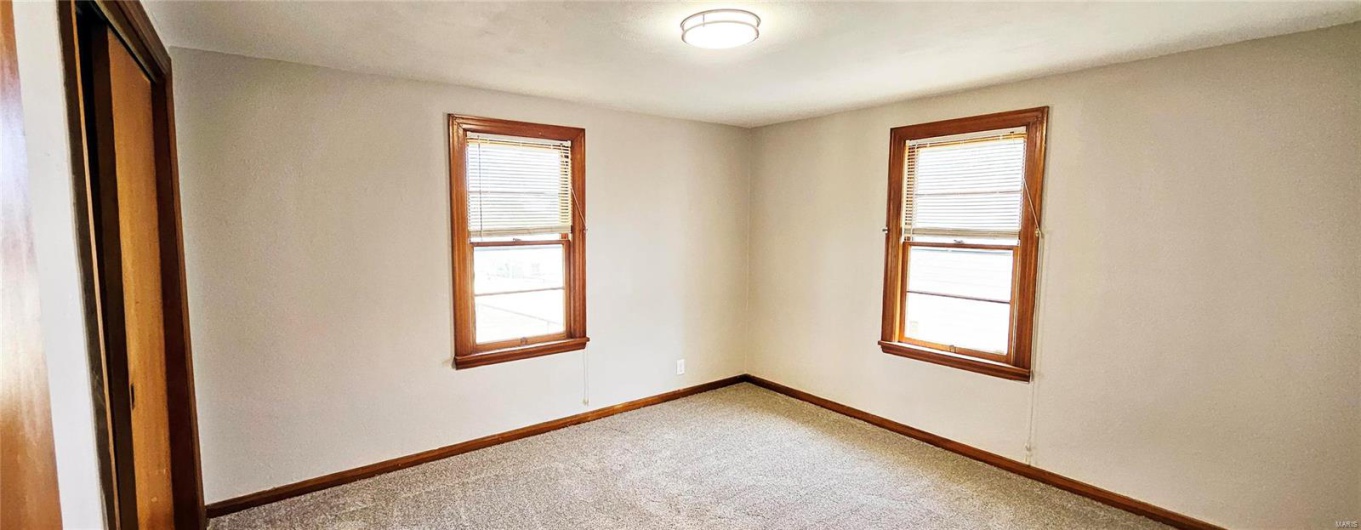 1606 New Madrid Street, Cape Girardeau, Missouri 63701, 2 Bedrooms Bedrooms, 4 Rooms Rooms,2 BathroomsBathrooms,Residential,For Sale,New Madrid,MAR25003714