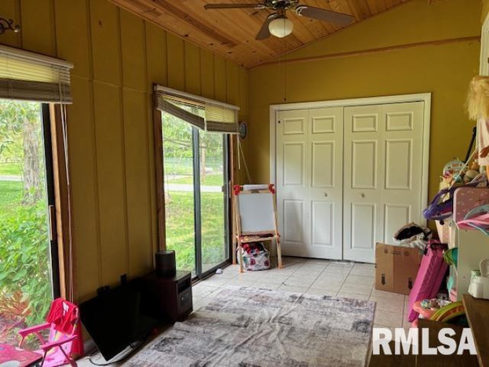 216 IOWA Street, Cambria, Illinois 62915, 3 Bedrooms Bedrooms, 0 ,1 BathroomBathrooms,Residential,For Sale,IOWA,0,RMAEB457772