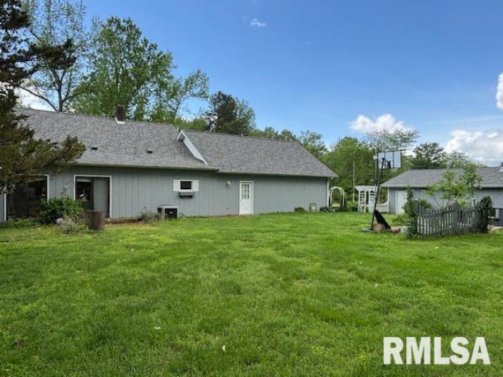 216 IOWA Street, Cambria, Illinois 62915, 3 Bedrooms Bedrooms, 0 ,1 BathroomBathrooms,Residential,For Sale,IOWA,0,RMAEB457772
