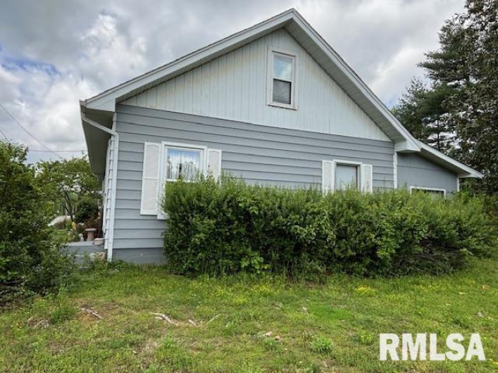 216 IOWA Street, Cambria, Illinois 62915, 3 Bedrooms Bedrooms, 0 ,1 BathroomBathrooms,Residential,For Sale,IOWA,0,RMAEB457772