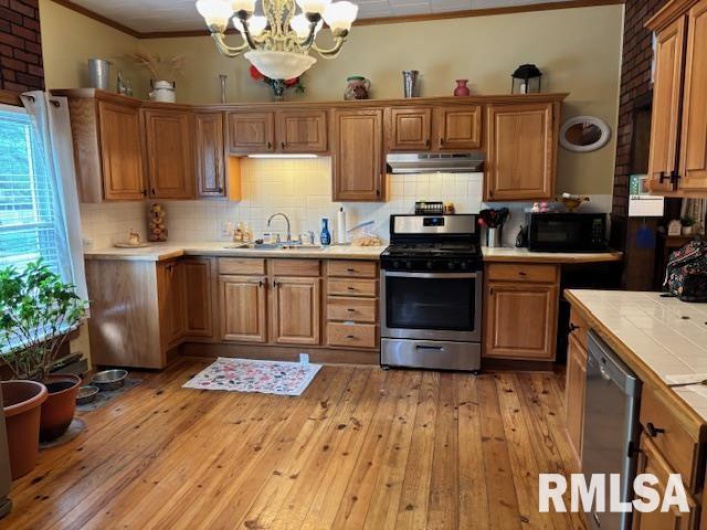 216 IOWA Street, Cambria, Illinois 62915, 3 Bedrooms Bedrooms, 0 ,1 BathroomBathrooms,Residential,For Sale,IOWA,0,RMAEB457772