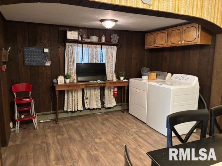 216 IOWA Street, Cambria, Illinois 62915, 3 Bedrooms Bedrooms, 0 ,1 BathroomBathrooms,Residential,For Sale,IOWA,0,RMAEB457772