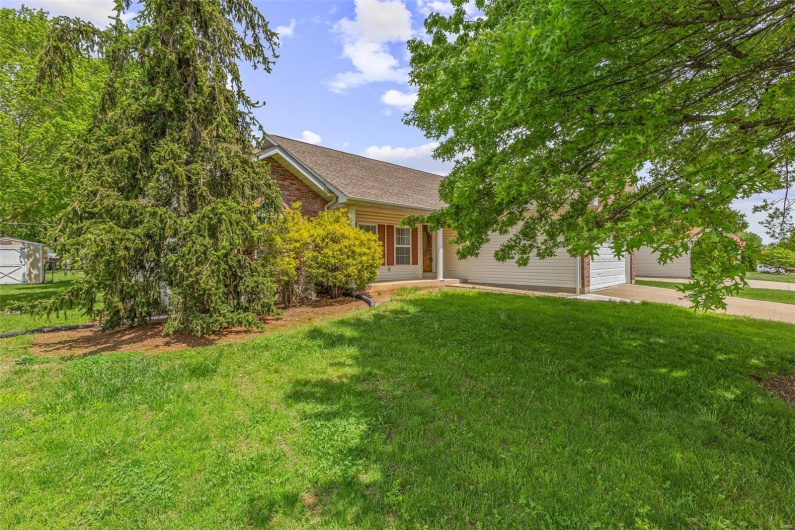 601 John David Drive, Farmington, Missouri 63640, 3 Bedrooms Bedrooms, 9 Rooms Rooms,2 BathroomsBathrooms,Residential,For Sale,John David,MAR25024816