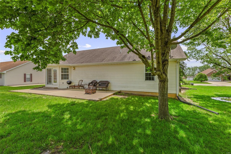601 John David Drive, Farmington, Missouri 63640, 3 Bedrooms Bedrooms, 9 Rooms Rooms,2 BathroomsBathrooms,Residential,For Sale,John David,MAR25024816