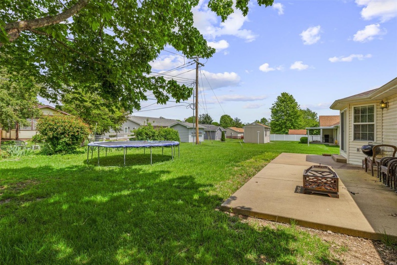 601 John David Drive, Farmington, Missouri 63640, 3 Bedrooms Bedrooms, 9 Rooms Rooms,2 BathroomsBathrooms,Residential,For Sale,John David,MAR25024816