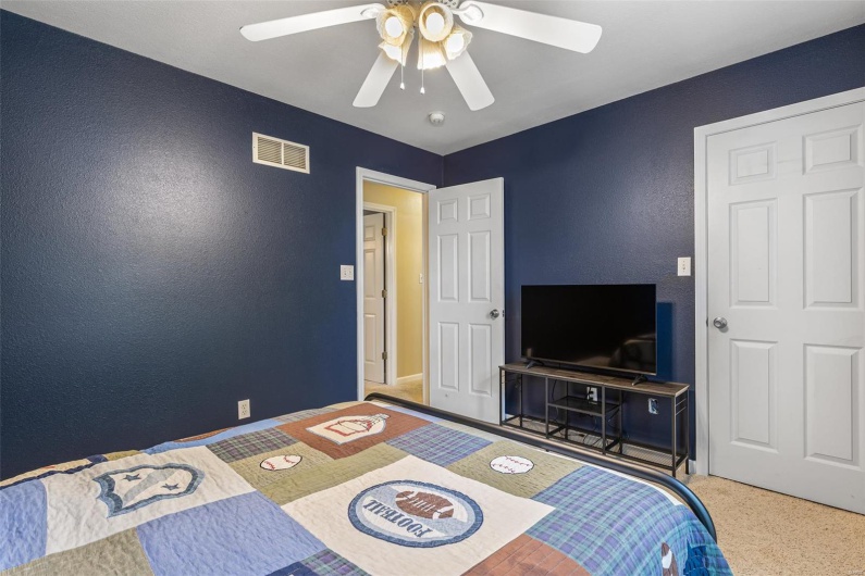 601 John David Drive, Farmington, Missouri 63640, 3 Bedrooms Bedrooms, 9 Rooms Rooms,2 BathroomsBathrooms,Residential,For Sale,John David,MAR25024816