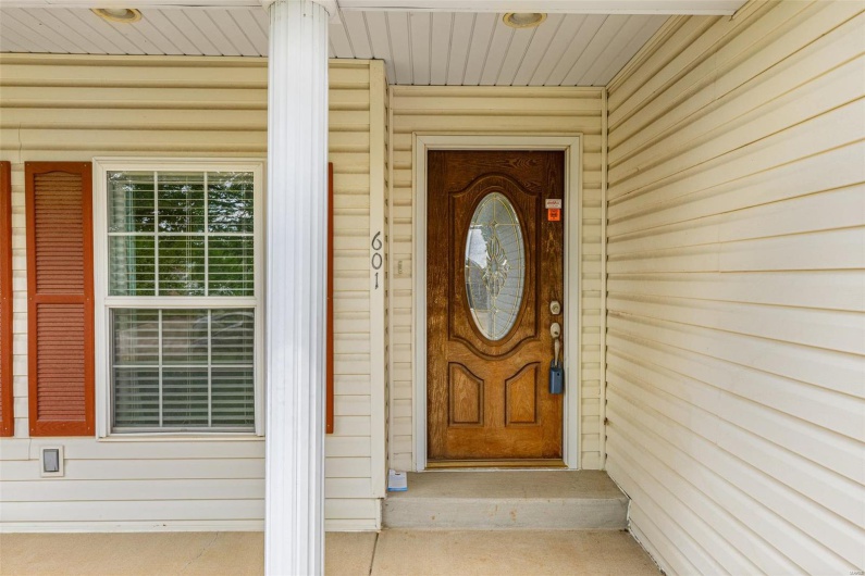 601 John David Drive, Farmington, Missouri 63640, 3 Bedrooms Bedrooms, 9 Rooms Rooms,2 BathroomsBathrooms,Residential,For Sale,John David,MAR25024816