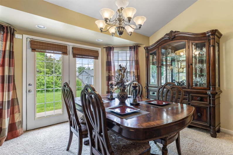 601 John David Drive, Farmington, Missouri 63640, 3 Bedrooms Bedrooms, 9 Rooms Rooms,2 BathroomsBathrooms,Residential,For Sale,John David,MAR25024816