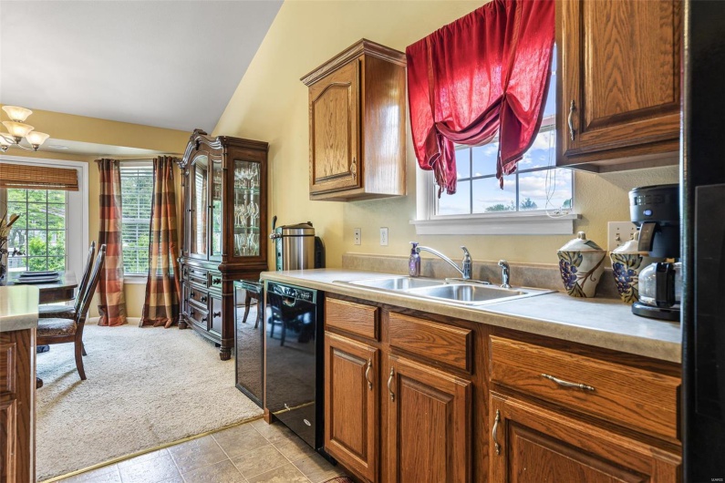 601 John David Drive, Farmington, Missouri 63640, 3 Bedrooms Bedrooms, 9 Rooms Rooms,2 BathroomsBathrooms,Residential,For Sale,John David,MAR25024816
