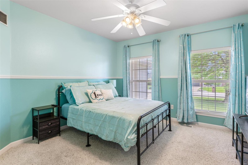 601 John David Drive, Farmington, Missouri 63640, 3 Bedrooms Bedrooms, 9 Rooms Rooms,2 BathroomsBathrooms,Residential,For Sale,John David,MAR25024816
