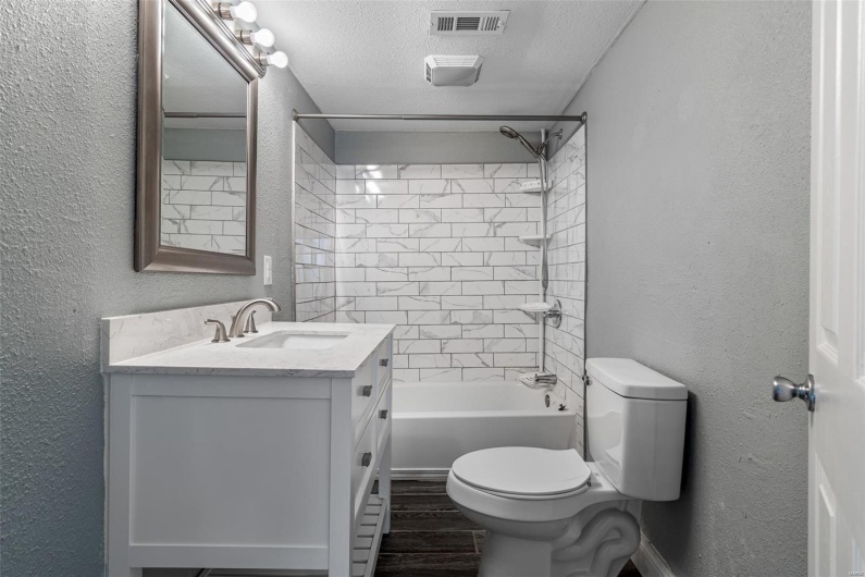 608 Main Street, Park Hills, Missouri 63601, 3 Bedrooms Bedrooms, 9 Rooms Rooms,1 BathroomBathrooms,Residential,For Sale,Main,MAR25028772