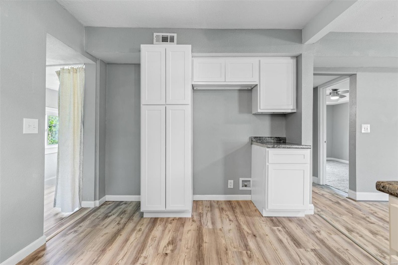 608 Main Street, Park Hills, Missouri 63601, 3 Bedrooms Bedrooms, 9 Rooms Rooms,1 BathroomBathrooms,Residential,For Sale,Main,MAR25028772