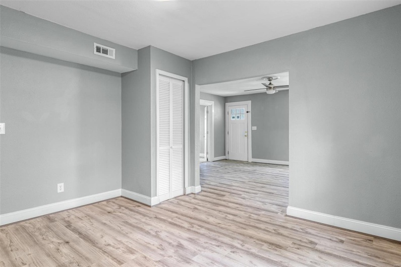 608 Main Street, Park Hills, Missouri 63601, 3 Bedrooms Bedrooms, 9 Rooms Rooms,1 BathroomBathrooms,Residential,For Sale,Main,MAR25028772