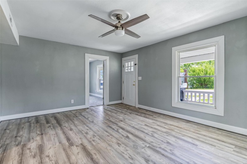 608 Main Street, Park Hills, Missouri 63601, 3 Bedrooms Bedrooms, 9 Rooms Rooms,1 BathroomBathrooms,Residential,For Sale,Main,MAR25028772