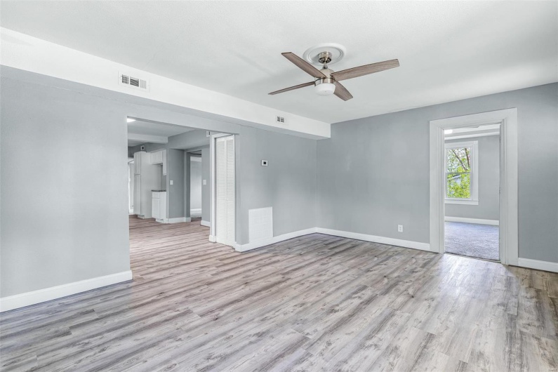 608 Main Street, Park Hills, Missouri 63601, 3 Bedrooms Bedrooms, 9 Rooms Rooms,1 BathroomBathrooms,Residential,For Sale,Main,MAR25028772