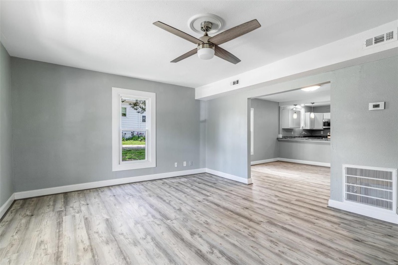 608 Main Street, Park Hills, Missouri 63601, 3 Bedrooms Bedrooms, 9 Rooms Rooms,1 BathroomBathrooms,Residential,For Sale,Main,MAR25028772