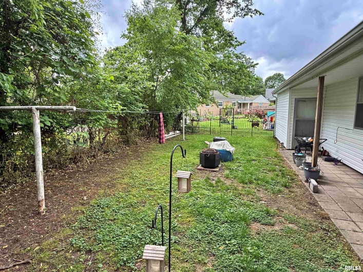206 16TH Street, Metropolis, Illinois 62960, 3 Bedrooms Bedrooms, 0 ,1 BathroomBathrooms,Residential,For Sale,16TH,0,RMAEB457776