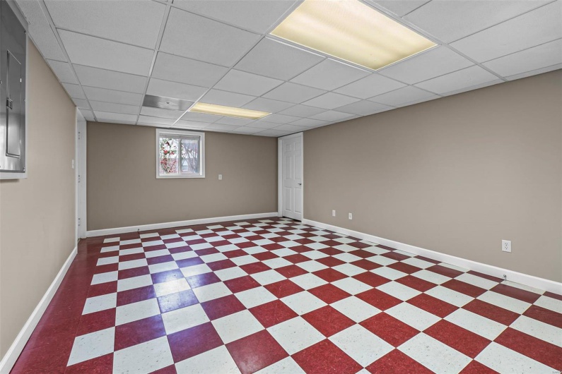 1615 Cherokee Street, Jackson, Missouri 63755, 3 Bedrooms Bedrooms, 15 Rooms Rooms,3 BathroomsBathrooms,Residential,For Sale,Cherokee,MAR25022835