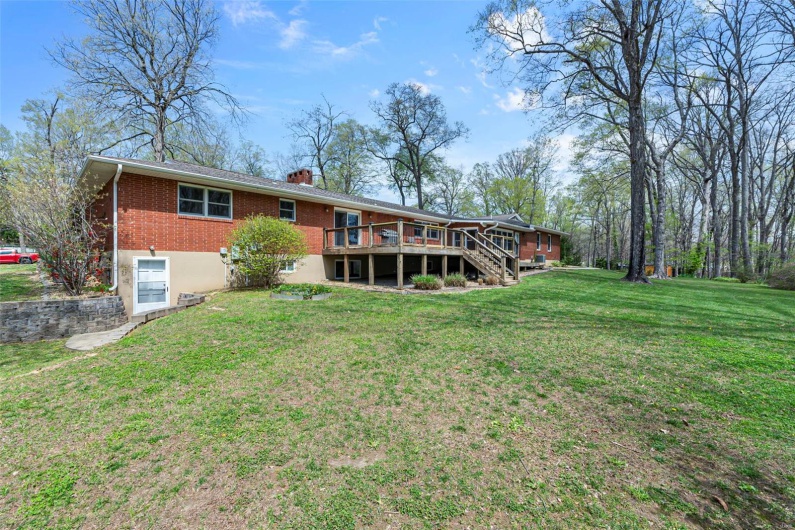 1615 Cherokee Street, Jackson, Missouri 63755, 3 Bedrooms Bedrooms, 15 Rooms Rooms,3 BathroomsBathrooms,Residential,For Sale,Cherokee,MAR25022835