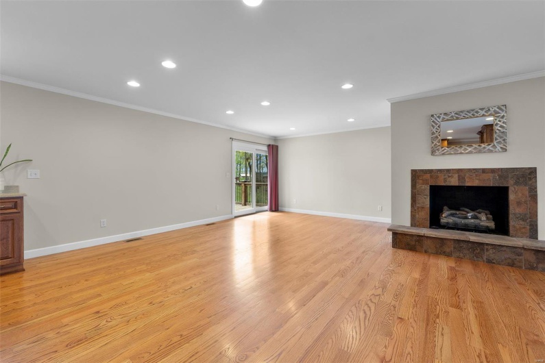 1615 Cherokee Street, Jackson, Missouri 63755, 3 Bedrooms Bedrooms, 15 Rooms Rooms,3 BathroomsBathrooms,Residential,For Sale,Cherokee,MAR25022835